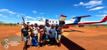Yuendumu community members heading home